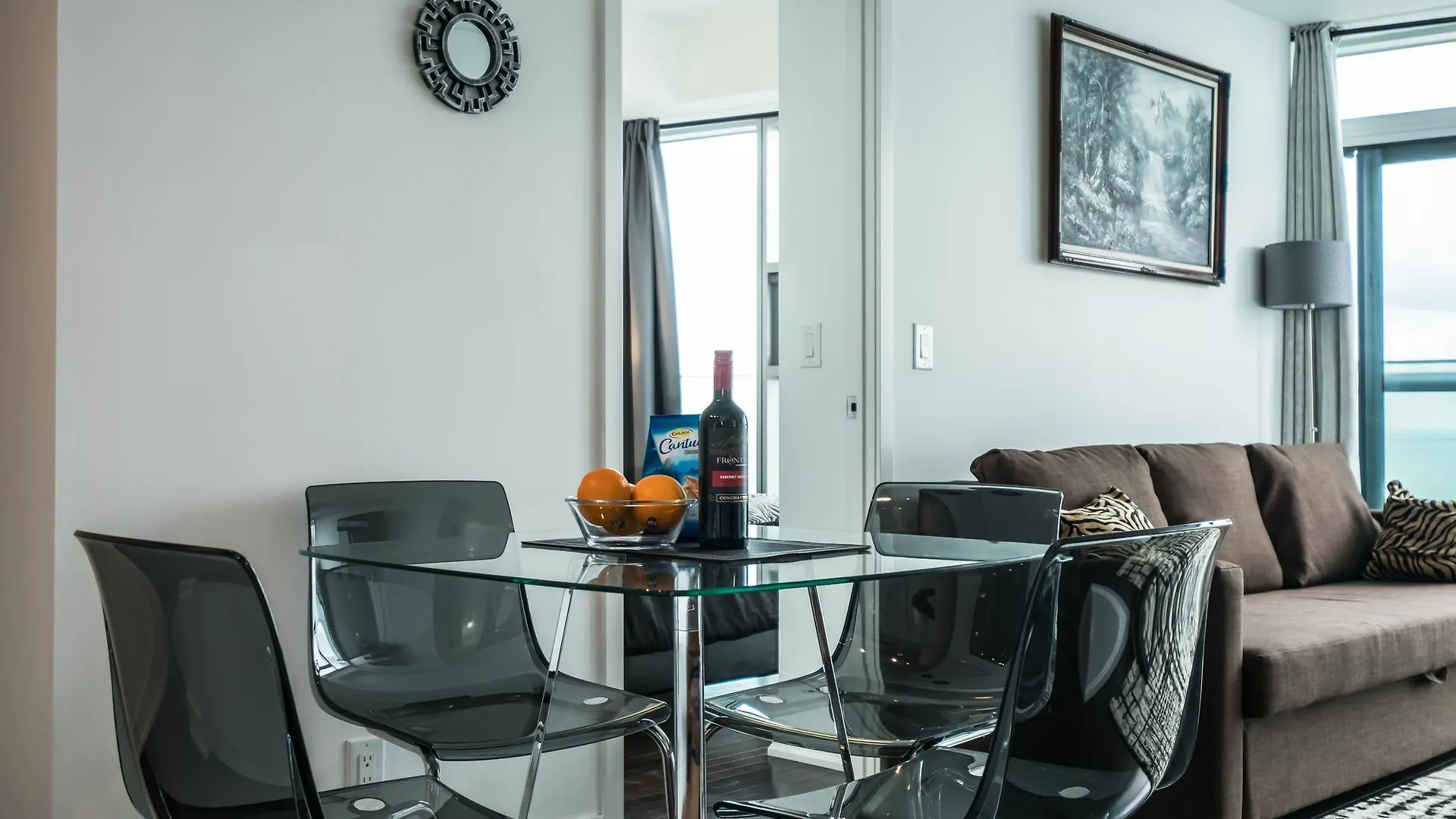 **** Hotel Quickstay - Condo In The Sky Toronto Canada