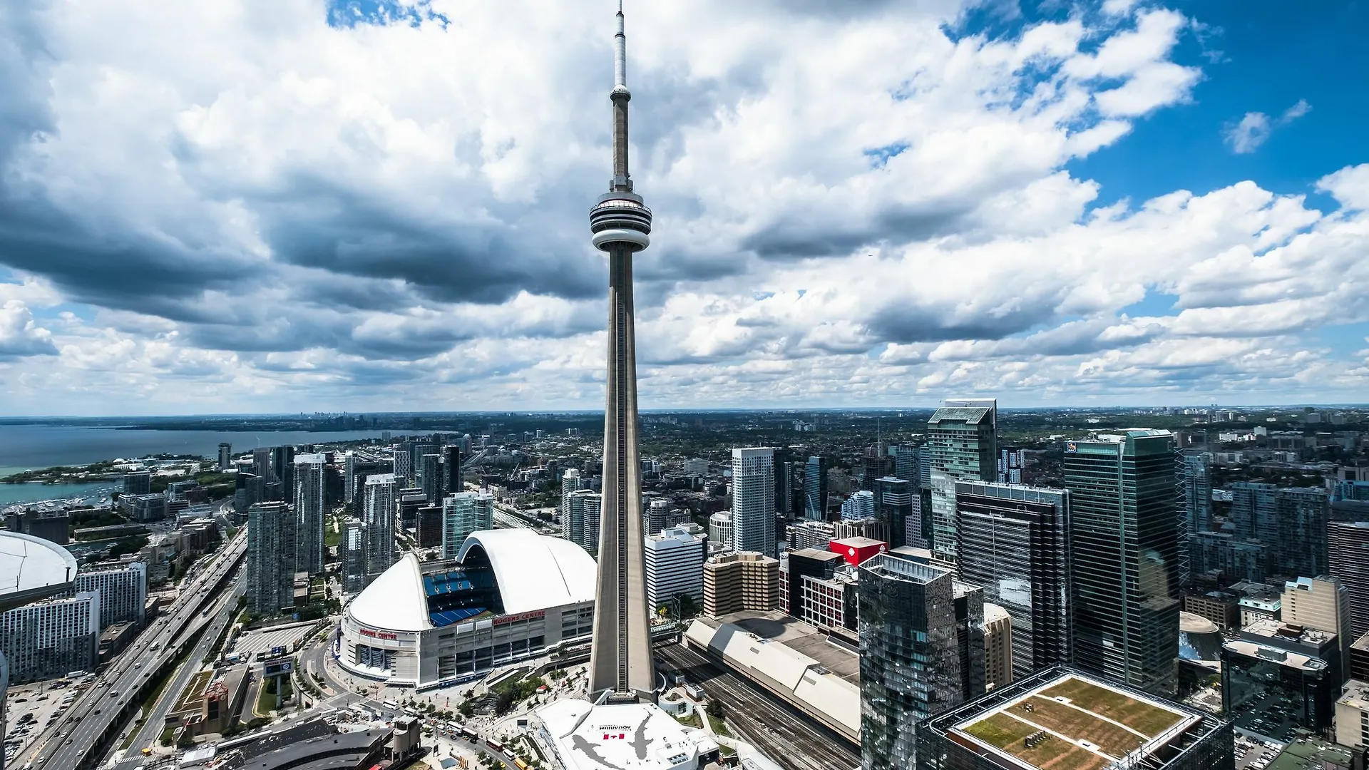 Quickstay - Condo In The Sky Toronto 4*,  Canada
